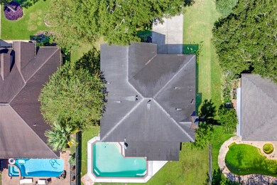 2213 S Mission Cir, Friendswood, TX 77546 - photo 4