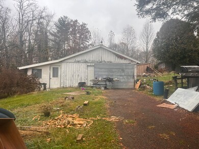 140 Treadway 5
