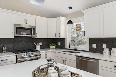 20 Old Hopkinton Cemetery Rd, Ashaway, RI 02804 - photo 3