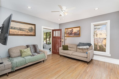 850 W Galena Blvd, Aurora, IL 60506 - photo 7