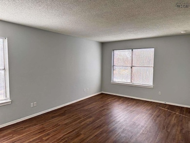 1611 Bell St unit F, Wichita Falls, TX 76309 - photo 5