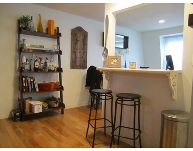16 Parmenter St unit 4L, Boston, MA 02113 - photo 5