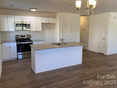 915 Adams St, Statesville, NC 28677 - photo 6