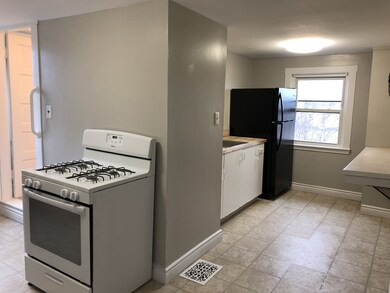 110 Mcgrath Hwy unit 2, Quincy, MA 02169 - photo 3