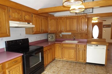 482 Clarendon Ave, West Rutland, VT 05777 - photo 5