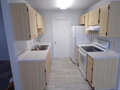 129 Dahl Ave unit B, Sebastian, FL 32958 - photo 5