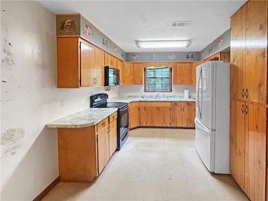 1017 Anchor Lake Rd, Carriere, MS 39426 - photo 4