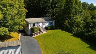 524 Pleasant St, Southbridge, MA 01550 - photo 2