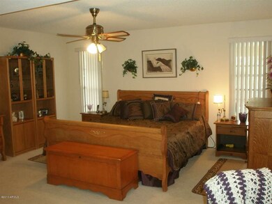 17616 N Lindgren Ave, Sun City, AZ 85373 - photo 7