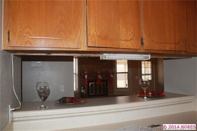 Serving Bar!