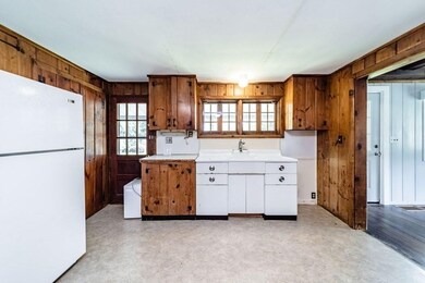 10 South St, Easthampton, MA 01027 - photo 5