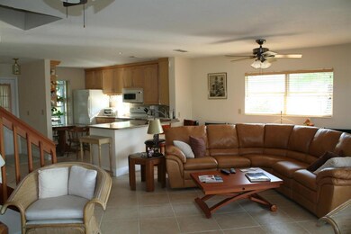 Inside House Pictures 10-21-10 011