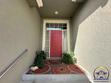 2728 SW Blue Stem Dr, Topeka, KS 66614 - photo 5