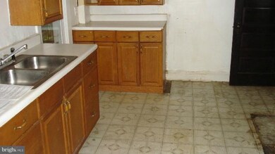 4102 Parkwood Ave, Baltimore, MD 21206 - photo 3