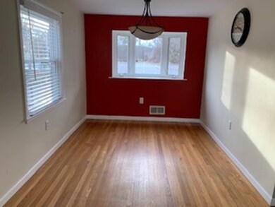 1075 Mammoth Rd unit 1075, Dracut, MA 01826 - photo 5