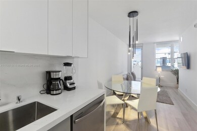 The Decoplage unit 1218, Miami Beach, FL 33139 - photo 7
