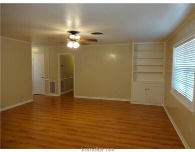 1601 Laura Ln unit CS, College Station, TX 77840 - photo 7