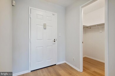 Montebello unit 605, Alexandria, VA 22303 - photo 3