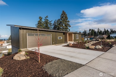 1317 E 5th St unit A&B, Port Angeles, WA 98362 - photo 3