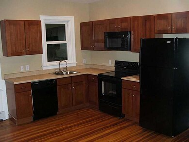 15 Vale St, Providence, RI 02908 - photo 2
