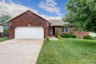 733 E Gallup Hill Rd, Nixa, MO 65714 - photo 2