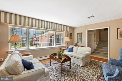 55 Woodstock Dr, Newtown, PA 18940 - photo 4