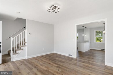 559 S Beechfield Ave, Baltimore, MD 21229 - photo 5