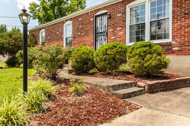 5312 Idlewood Ln, Louisville, KY 40291 - photo 2