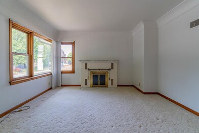 1404 Madison St, Cedar Falls, IA 50613 - photo 4