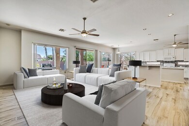 2295 E La Costa