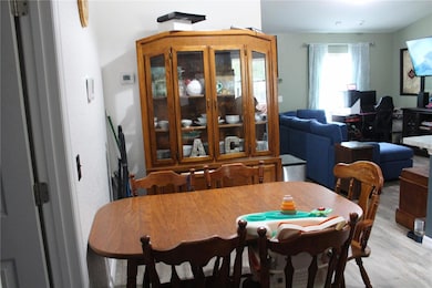Eat in Kitchen dining area