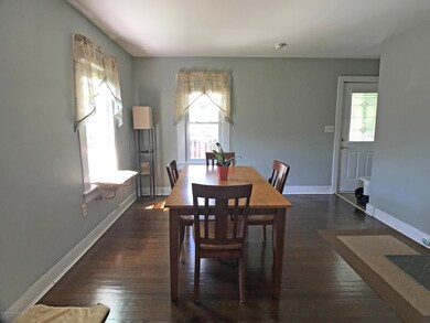 Dinning Room 4