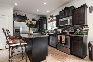 9115 Big Boulder Dr, Louisville, KY 40291 - photo 5