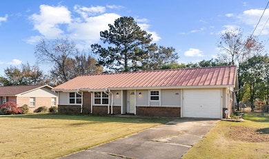 2210 Glen Haven Dr, Dothan, AL 36301 - photo 2