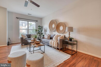 8742 Bright Meadow Ct, Odenton, MD 21113 - photo 6