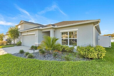 4255 Southern Vista Loop, Saint Cloud, FL 34772 - photo 2