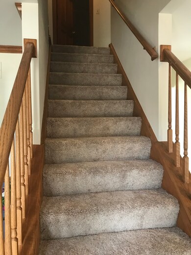 897 Wellington Cir, Aurora, IL 60506 - photo 2