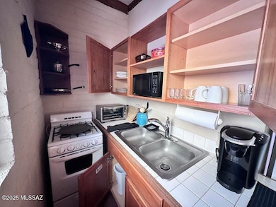 11555 E Speedway Blvd unit 13, Tucson, AZ 85748 - photo 4