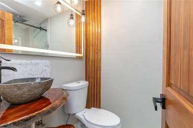 1507 Harding St unit 1, Hollywood, FL 33020 - photo 2