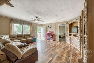 18 Cathedral View Ln, Hendersonville, NC 28792 - photo 4