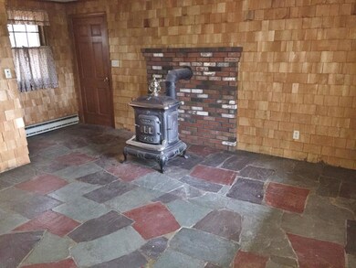 685 Salmon Falls Rd, Rochester, NH 03868 - photo 7