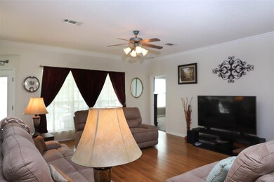 3315 Holt Cir, Pensacola, FL 32526 - photo 4