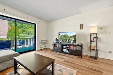 80 N Warren St unit 14, Woburn, MA 01801 - photo 4