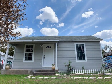 803 E Milam St, Ennis, TX 75119 - photo 4