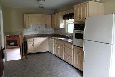 43 Ivy Ln W, East Windsor, NJ 08520 - photo 3