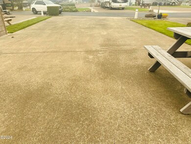 243 N Coast Hwy, Newport, OR 97365 - photo 5
