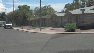 435; Street View; Looking East; fr Udall