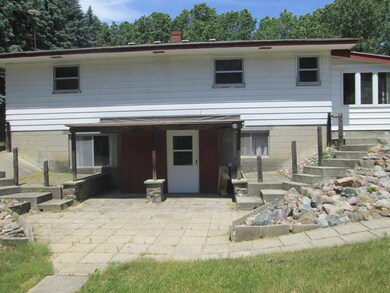 1780 E Maple Rapids Rd 023