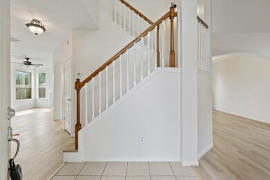 8910 Green Castle Way, Houston, TX 77095 - photo 3