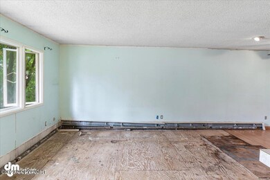 7521 Wade Cir, Anchorage, AK 99518 - photo 6